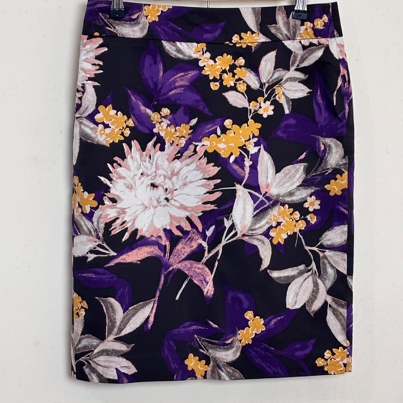 Ann Taylor Skirt Purple Floral Skirt - Picture 2 of 5